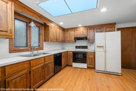 82 Hawser Bend Centerville MA 02632