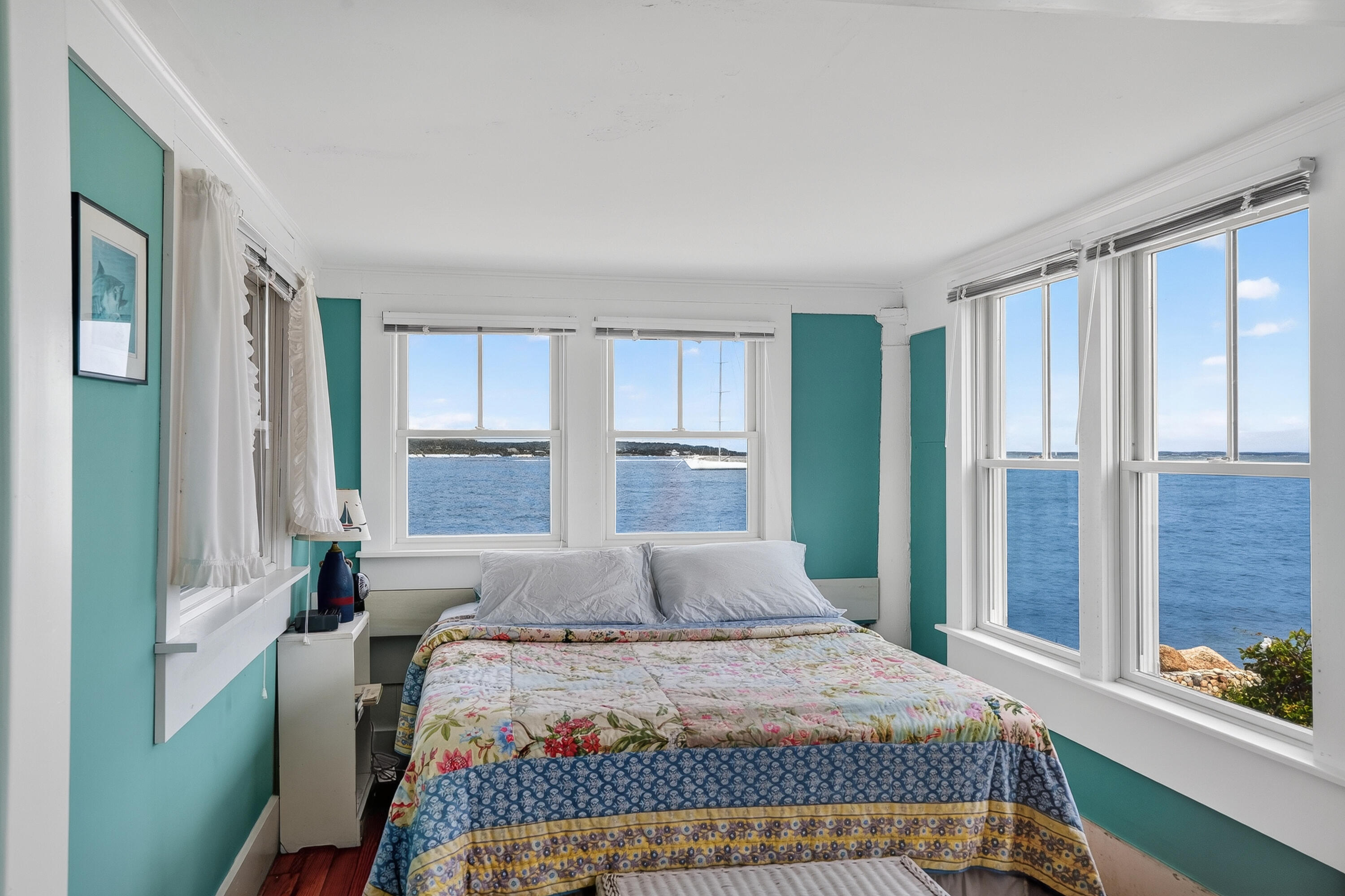 27 Beach Road Oak Bluffs MA 02557
