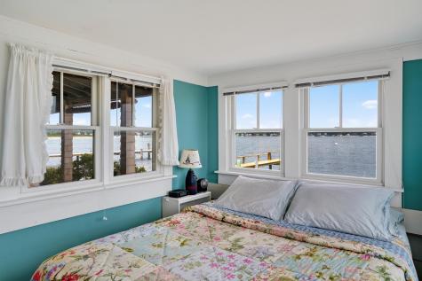 27 Beach Road Oak Bluffs MA 02557