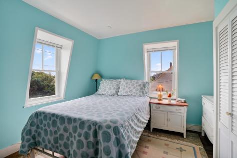 27 Beach Road Oak Bluffs MA 02557