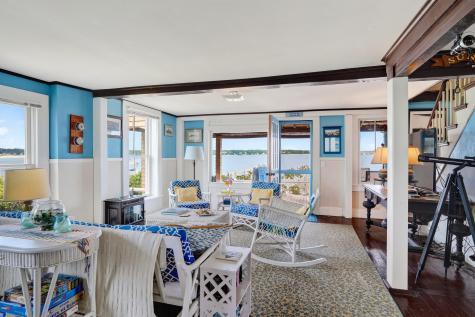 27 Beach Road Oak Bluffs MA 02557