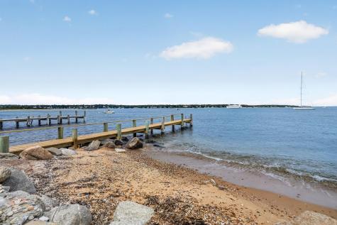 27 Beach Road Oak Bluffs MA 02557