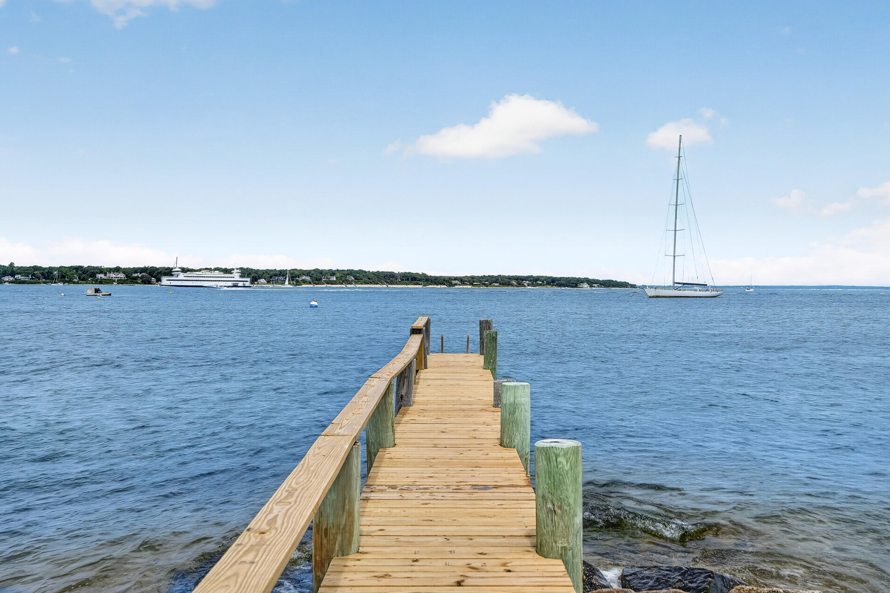 27 Beach Road Oak Bluffs MA 02557
