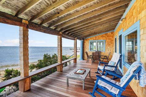 27 Beach Road Oak Bluffs MA 02557