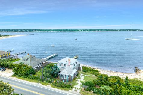27 Beach Road Oak Bluffs MA 02557