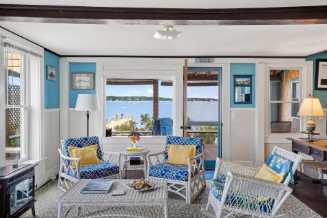 27 Beach Road Oak Bluffs MA 02557