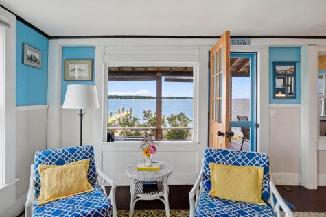 27 Beach Road Oak Bluffs MA 02557