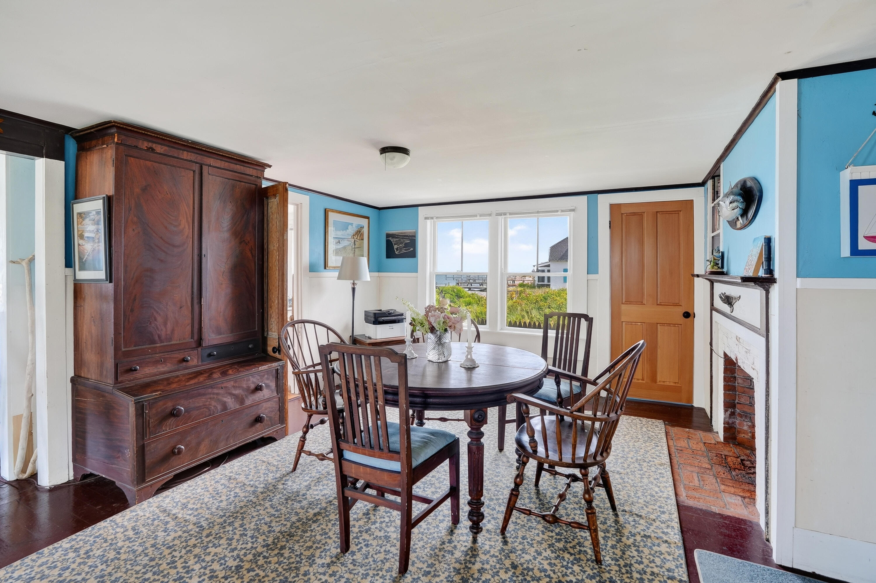 27 Beach Road Oak Bluffs MA 02557
