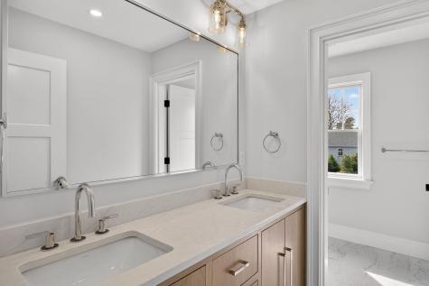 4 Chloe's Path Harwich MA 02645