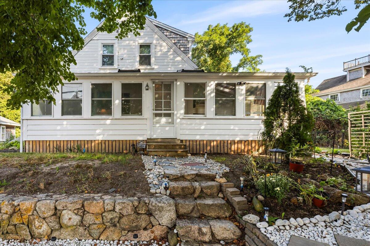 17 Coddington Road Barnstable MA 02632
