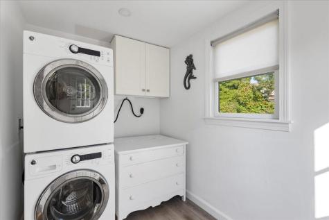 17 Coddington Road Barnstable MA 02632