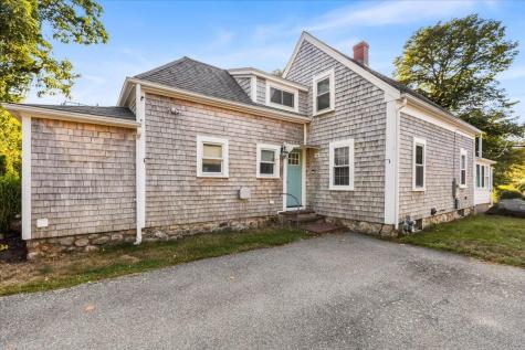 17 Coddington Road Barnstable MA 02632