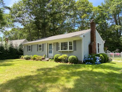 27 Lietrim Circle Barnstable MA 02632
