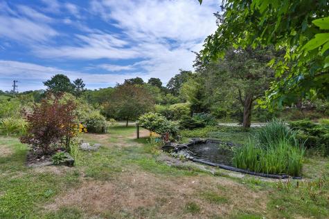 11 Francis Road MA 02666