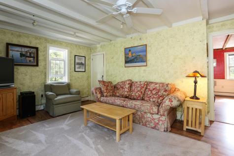11 Francis Road MA 02666