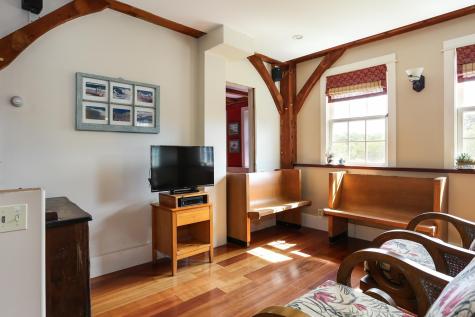 11 Francis Road MA 02666