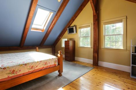 11 Francis Road MA 02666