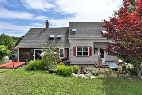 11 Francis Road MA 02666