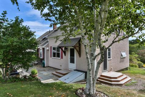 11 Francis Road MA 02666