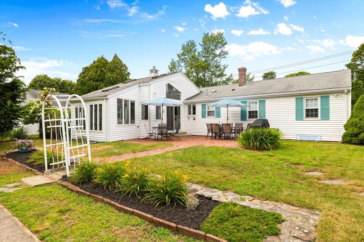 33 Homestead Lane Teaticket MA 02536