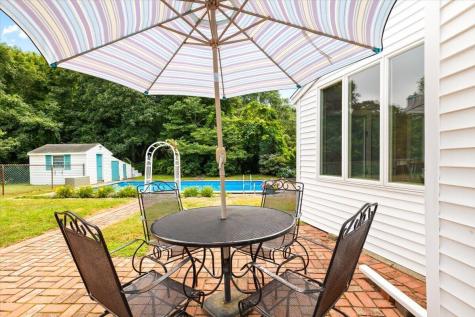 33 Homestead Lane Teaticket MA 02536