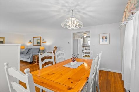33 Homestead Lane Teaticket MA 02536