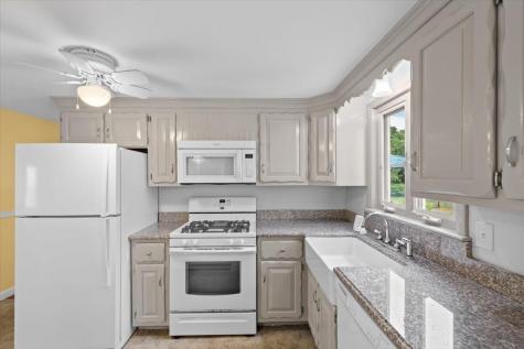 33 Homestead Lane Teaticket MA 02536