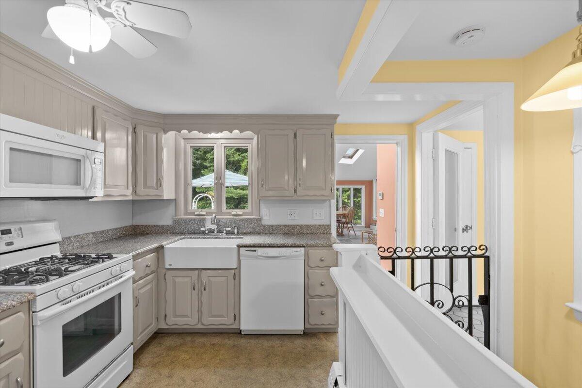 33 Homestead Lane Teaticket MA 02536