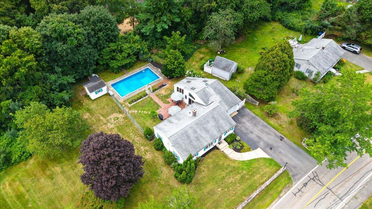33 Homestead Lane Teaticket MA 02536