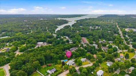 33 Homestead Lane Teaticket MA 02536