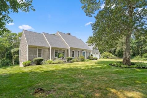 25 Oliver Drive East Dennis MA 02641