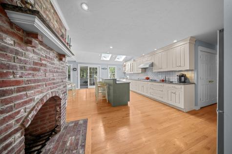 25 Oliver Drive East Dennis MA 02641