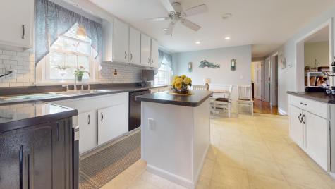 31 Captain Lothrop Road Yarmouth MA 02664