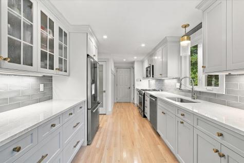 5 Evelyns Drive Harwich MA 02645