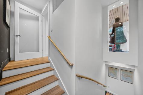 4 Sylvias Way Truro MA 02666