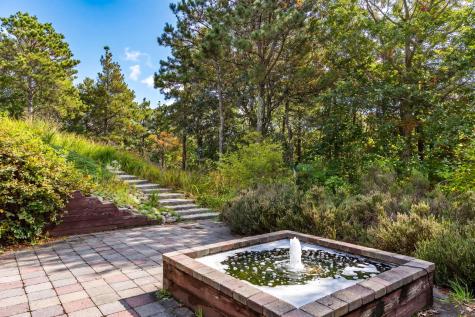 4 Sylvias Way Truro MA 02666