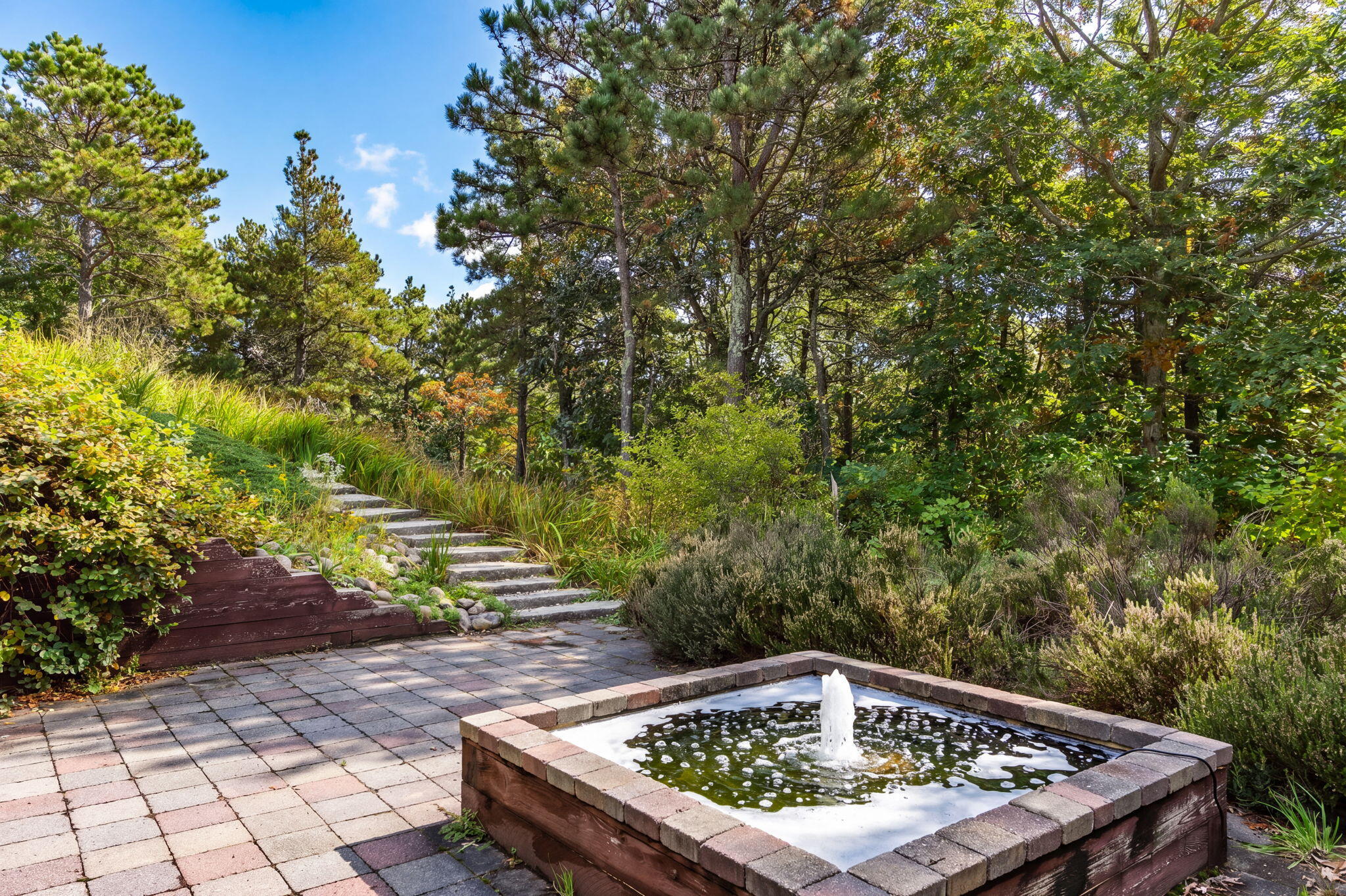 4 Sylvias Way Truro MA 02666