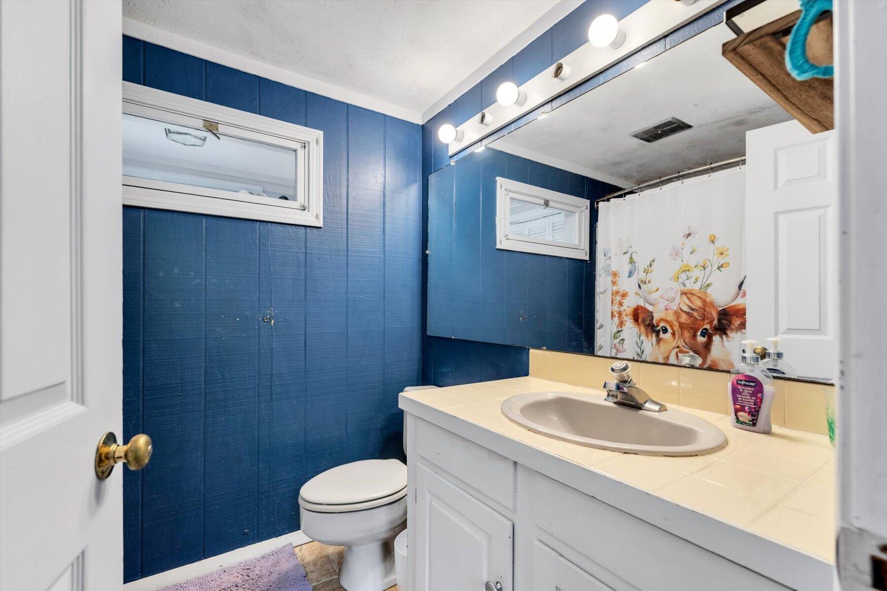 2231 Meetinghouse Way West Barnstable MA 02668