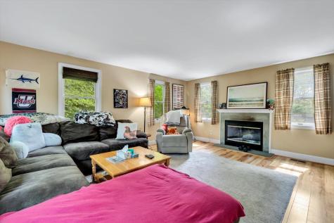 2231 Meetinghouse Way Barnstable MA 02668
