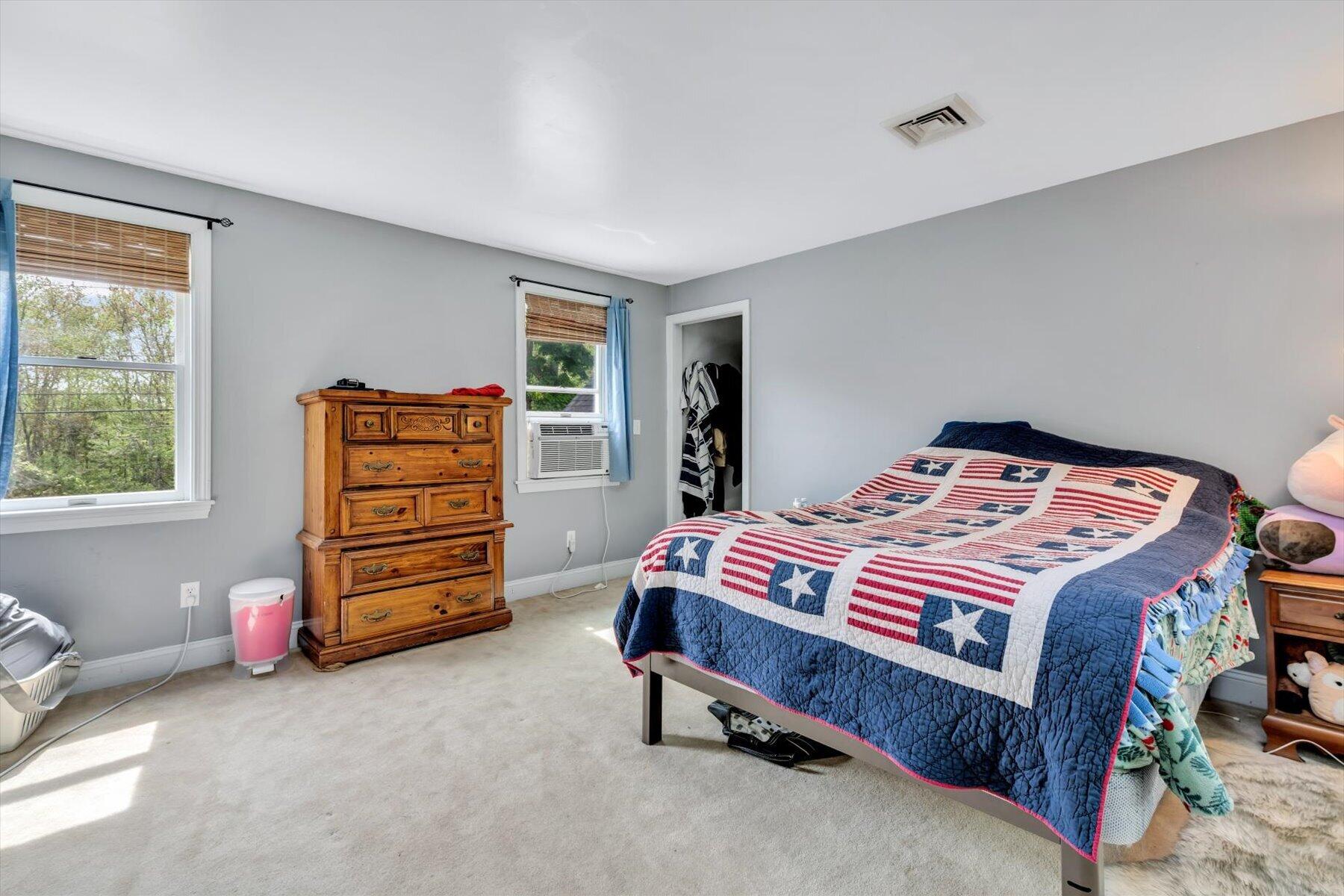 2231 Meetinghouse Way West Barnstable MA 02668