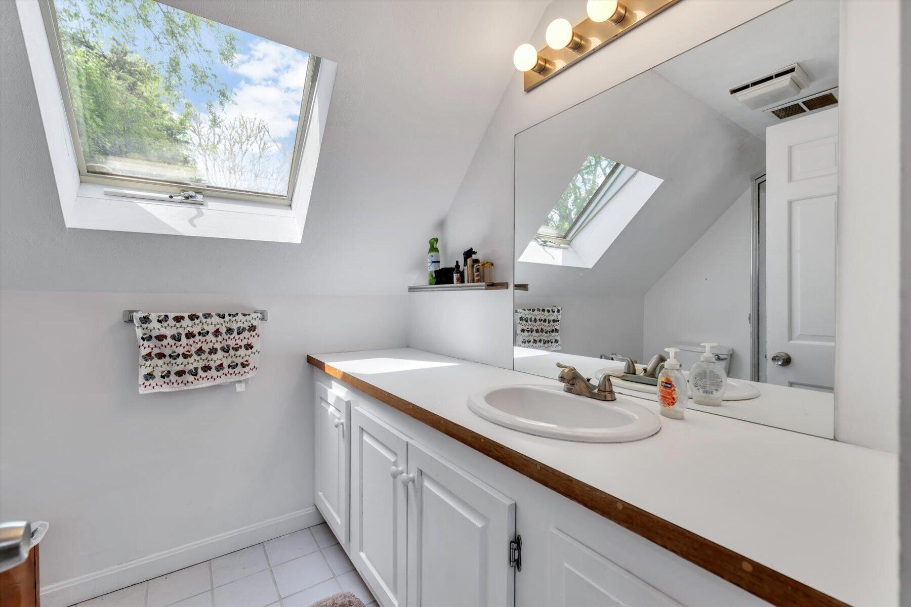 2231 Meetinghouse Way West Barnstable MA 02668