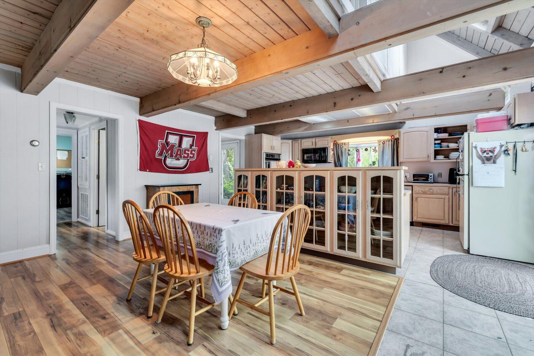 2231 Meetinghouse Way West Barnstable MA 02668