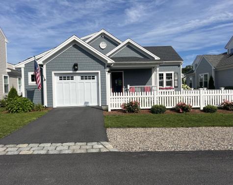 33 Cobblestone Circle Mashpee MA 02649