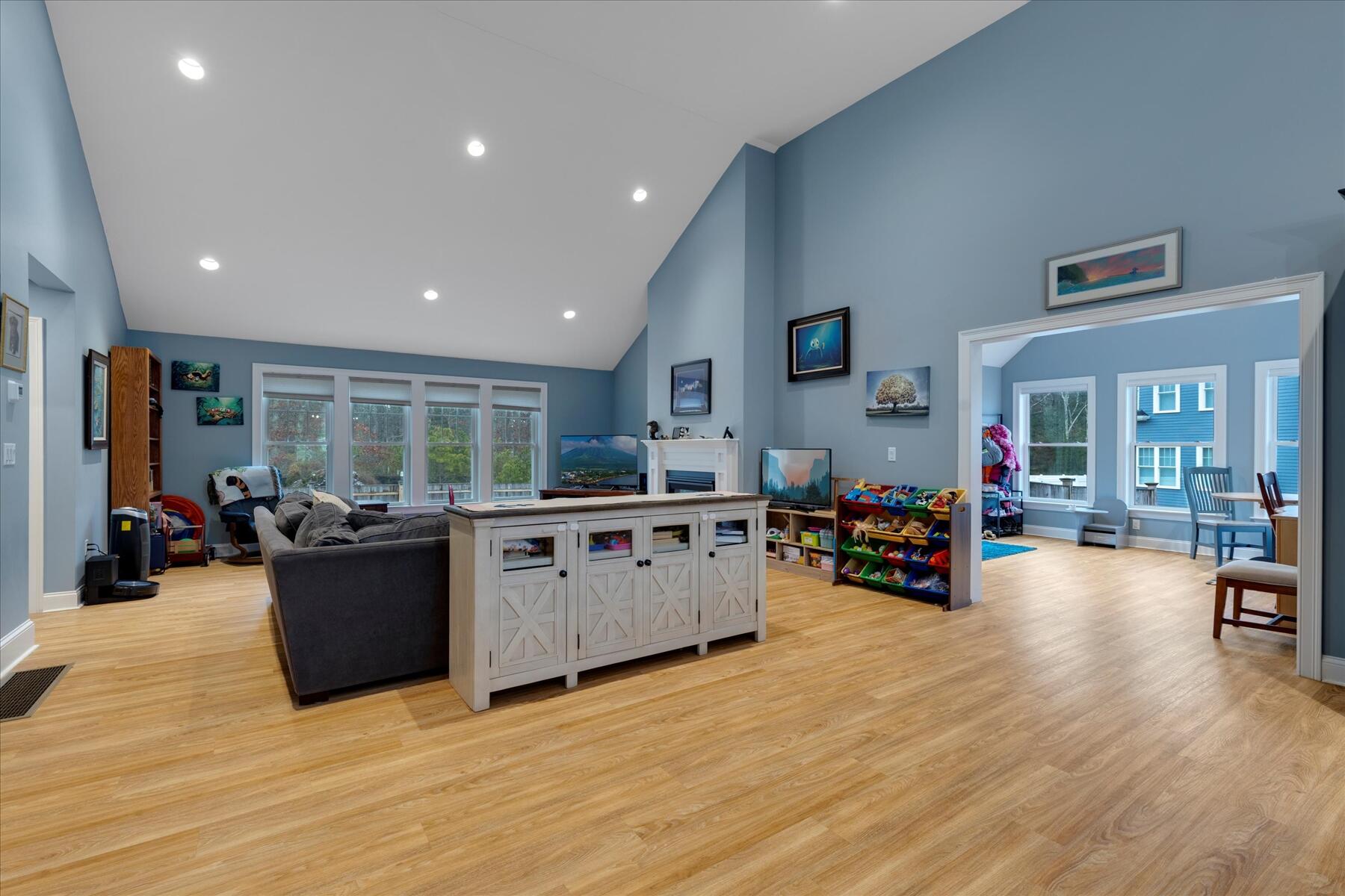 7 Maxwell Lane Sandwich MA 02563