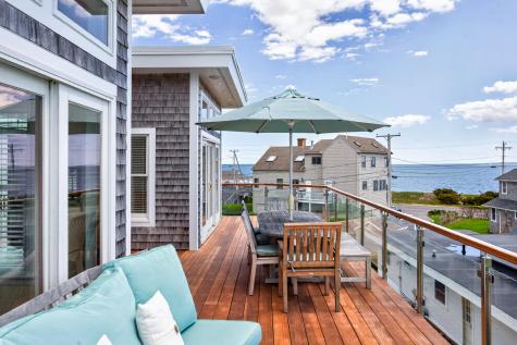 19 Bywater Court Falmouth MA 02540