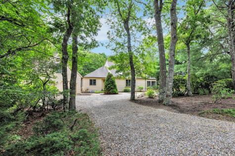 9 North Way Mashpee MA 02649