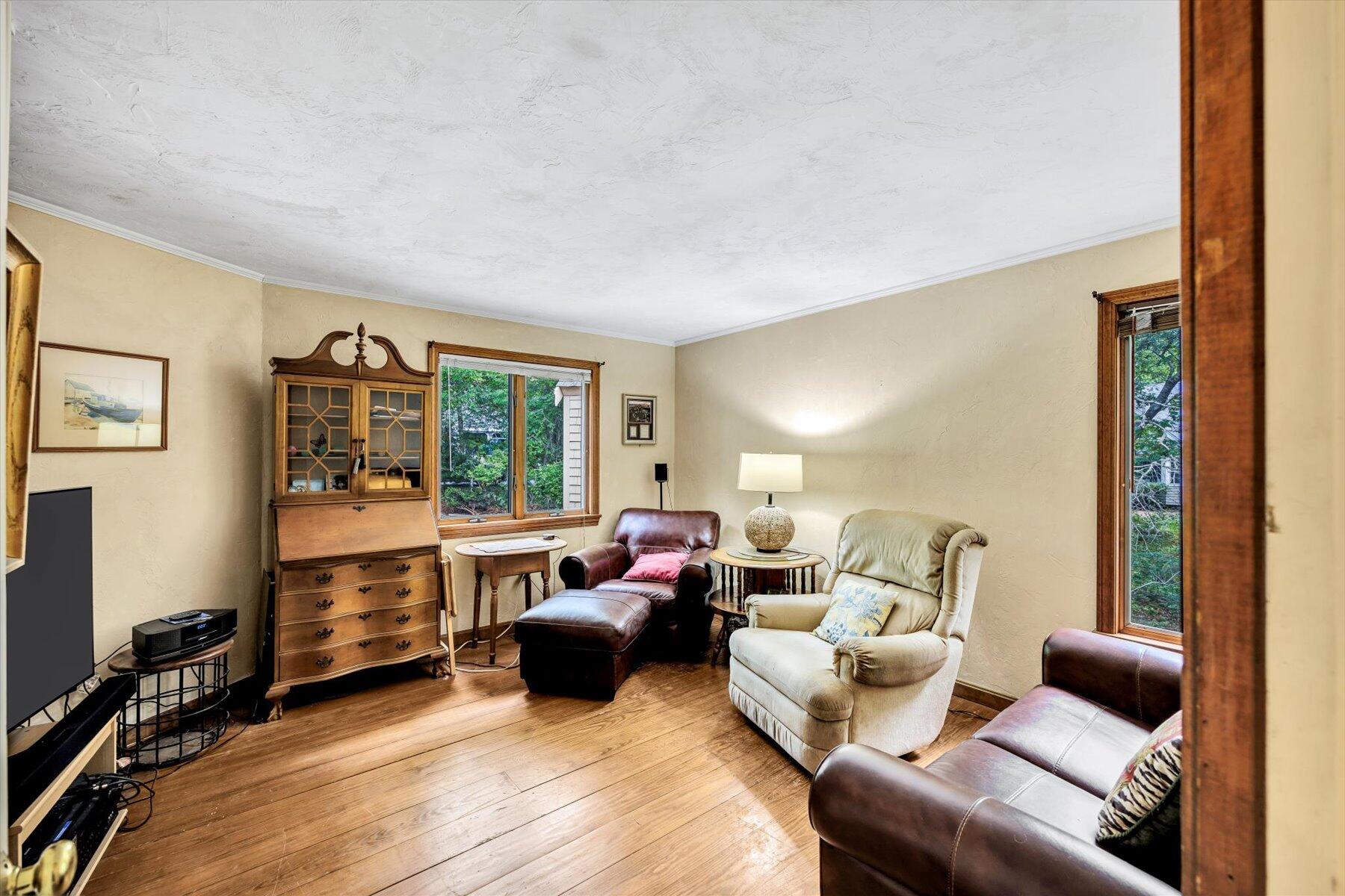 9 North Way Mashpee MA 02649