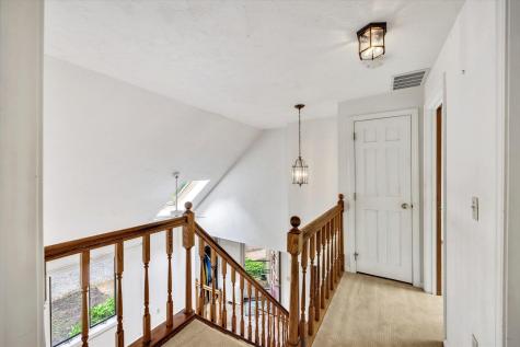 9 North Way Mashpee MA 02649