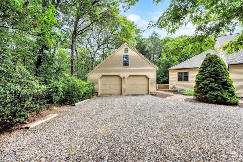 9 North Way Mashpee MA 02649