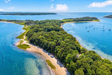 9 Bassetts Island Cataumet MA 02534